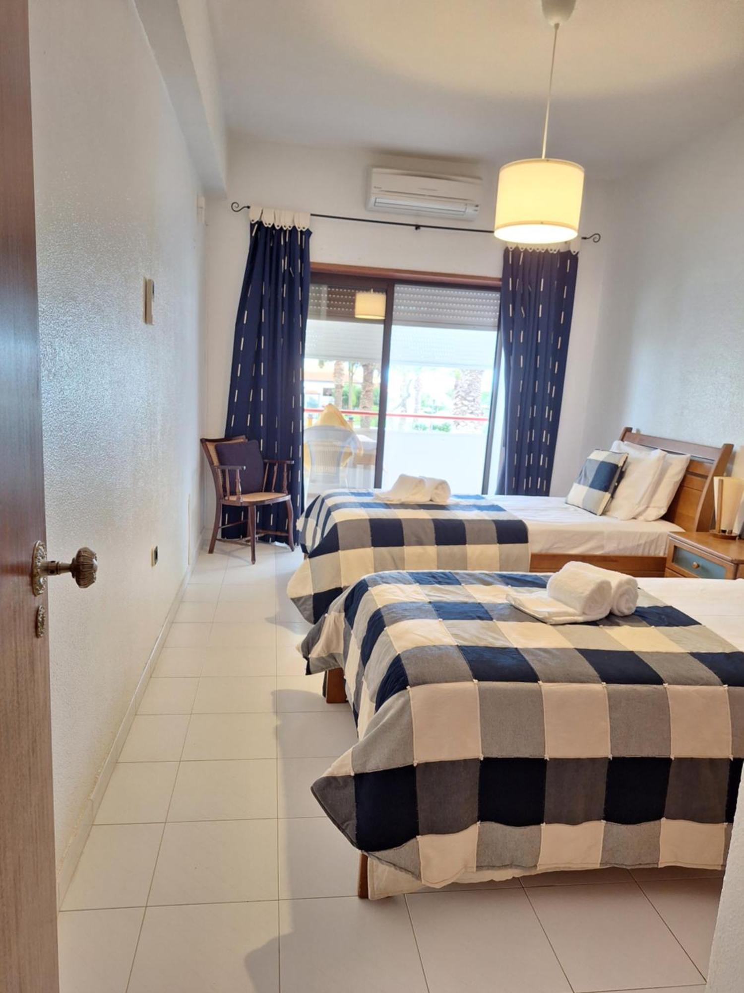 Palmeira Sol- 2 Bedrooms 300m From The Ocean View Porches (Algarve)